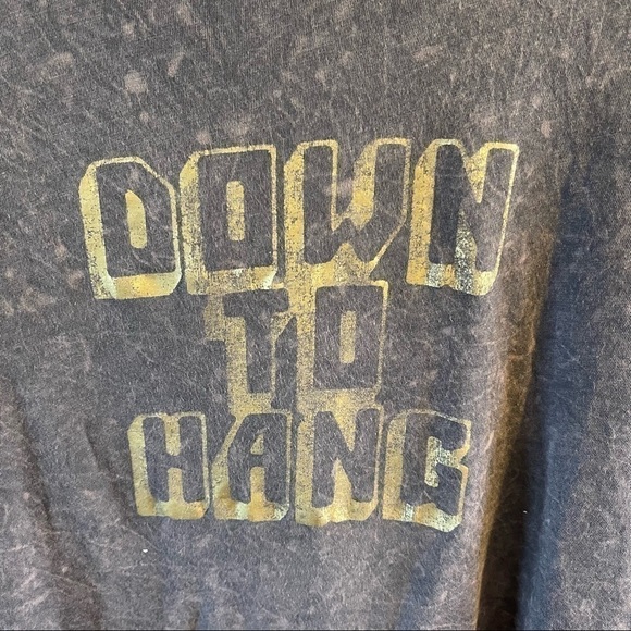 American Eagle crop short sleeve graphic t-shirt size small factory worn look - Picture 7 of 8